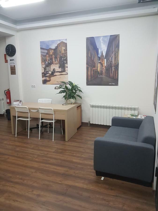 Albergue Turistico La Peregrina Oviedo Eksteriør billede